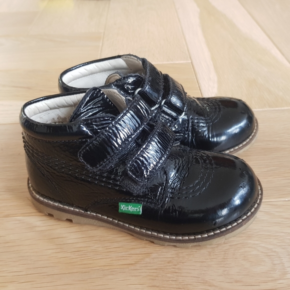 Kickers - Toddler shiny leather boots, size US 8 - Picture 1 of 8